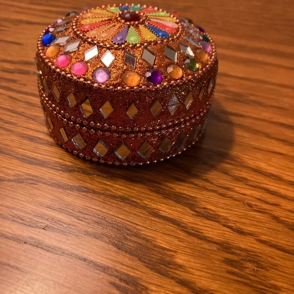 Round Trinket Box Multicolor Stones Indian Nesting Boxes Red Gold Set Of 3